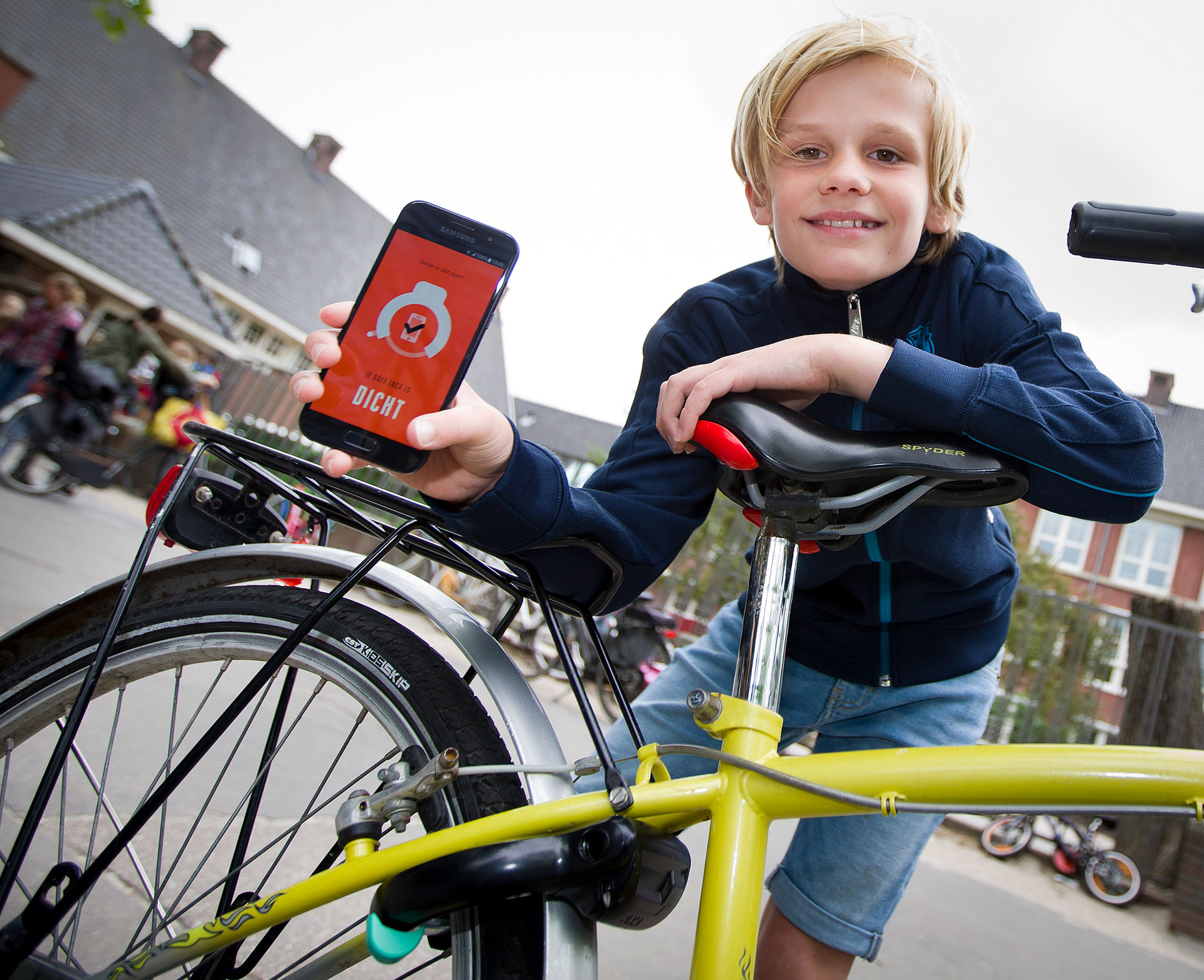 Welvarend Het armoede KPN en AXA introduceren slim fietsslot - GadgetGear.nl