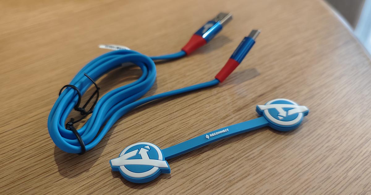 Reconnect MARVEL Power Cords Series 100 Uitgepakt