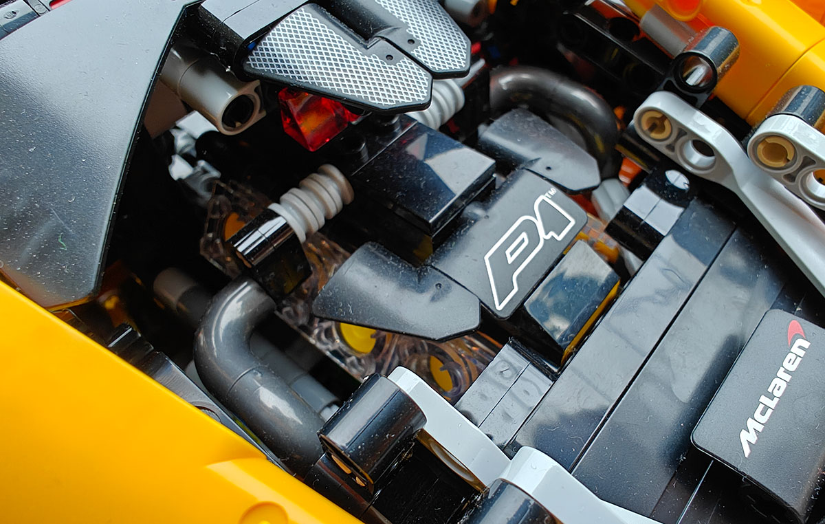 mclaren p1 motor